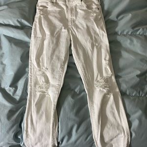 Hollister size 8 white ripped jeans
